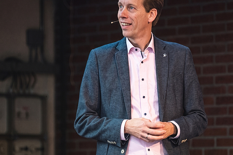 Bas van Riet Paap 1000px
