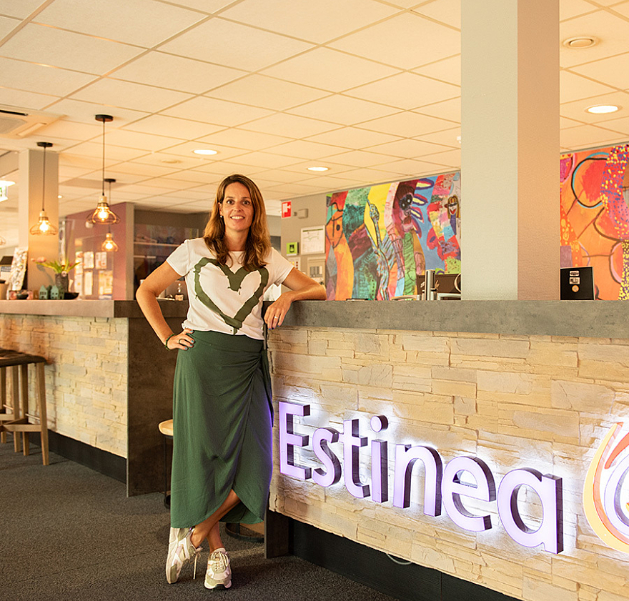 Estinea Lonneke Estinea Lonneke