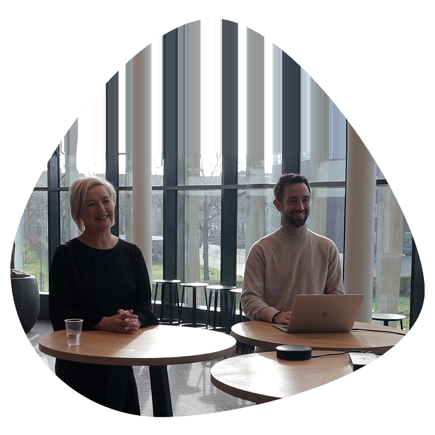 Sjors en Rianne Nijland tijdens administratie webinar Sjors en Rianne Nijland tijdens administratie webinar